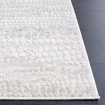 SAFAVIEH Hannah Collection Charm Indoor Area Rug