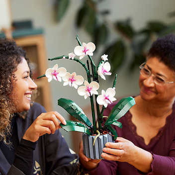 LEGO Orchid Botanical Collection: Buildable Plant Decor Kit