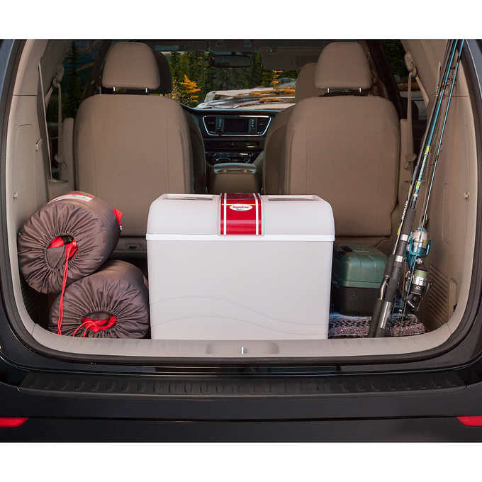 Koolatron P95 Travel Saver 43 L (45 qt) 12V Electric Cooler/Warmer with AC Adapter