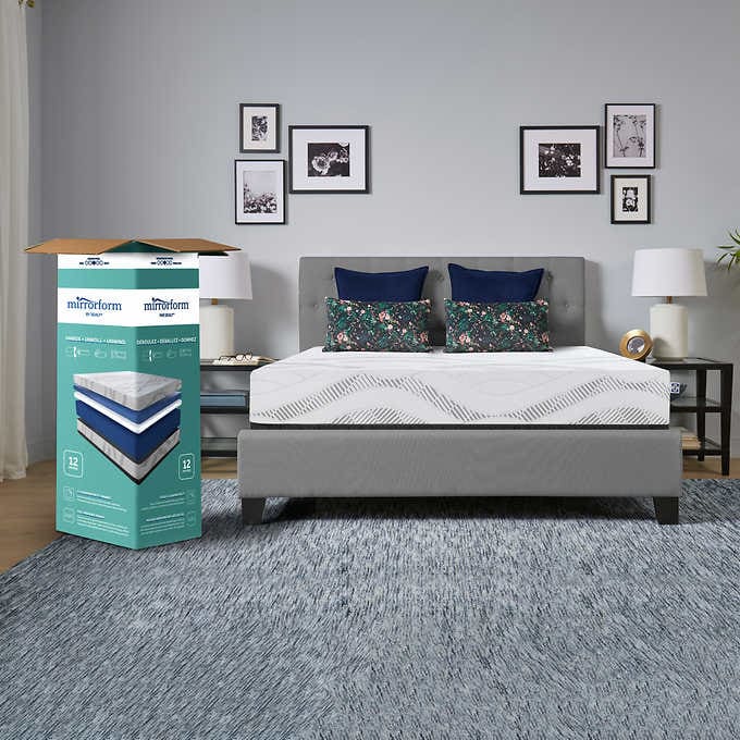 Luxurious Sealy Mirrorform Gel Memory Foam Queen Mattress
