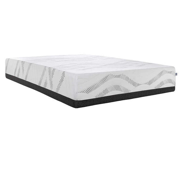Luxurious Sealy Mirrorform Gel Memory Foam Queen Mattress